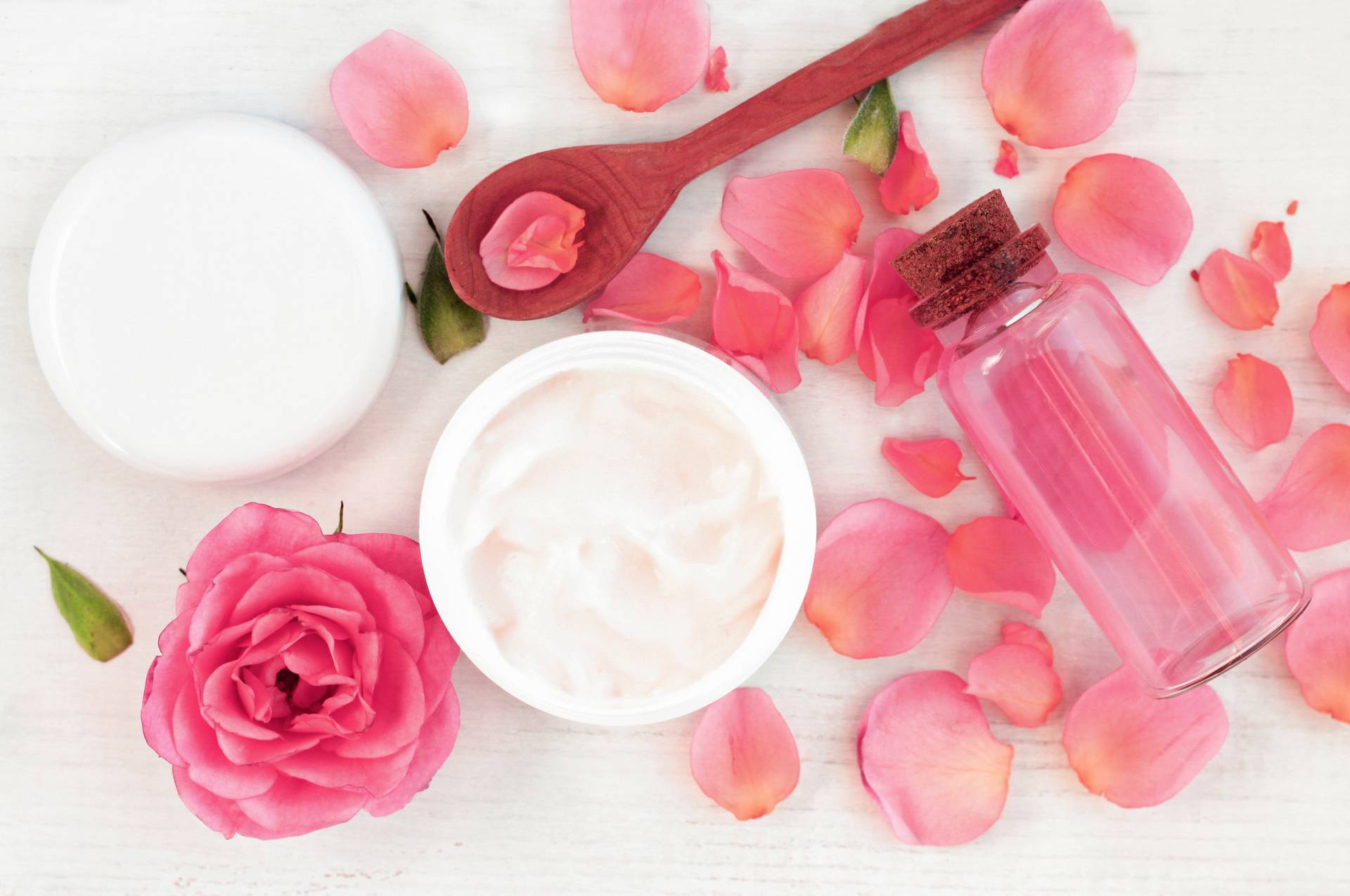 Body Butter And Pink Roses